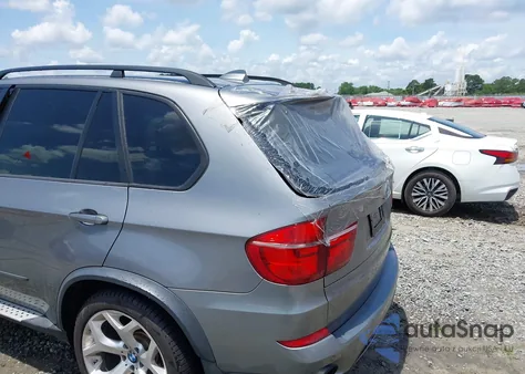 2012 BMW X5 xDrive35I/xDrive35I Premium/xDrive35I Sport Activity z USA, uszkodzony, nr VIN 5UXZV4C50CL754833